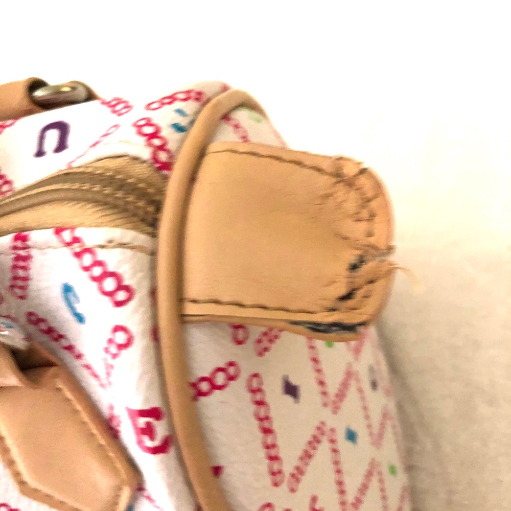 Justice Handbag - Picture 6 of 6